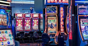 h215 တိုက်ရိုက်ကာစီနို Real Dealer Baccarat Live Table Myanmar
